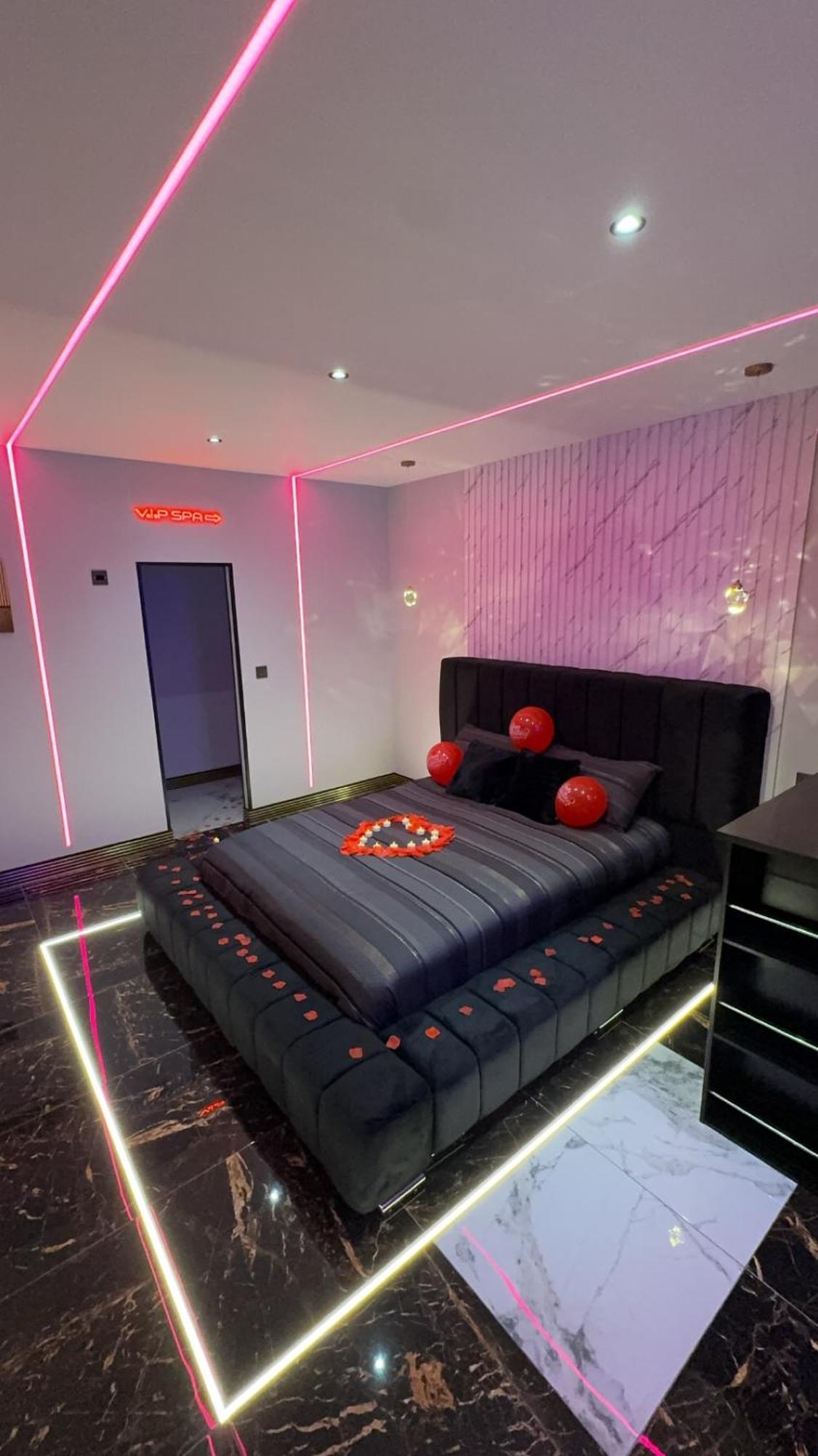 Highfield Private Spa Apartment Bradford  Zewnętrze zdjęcie