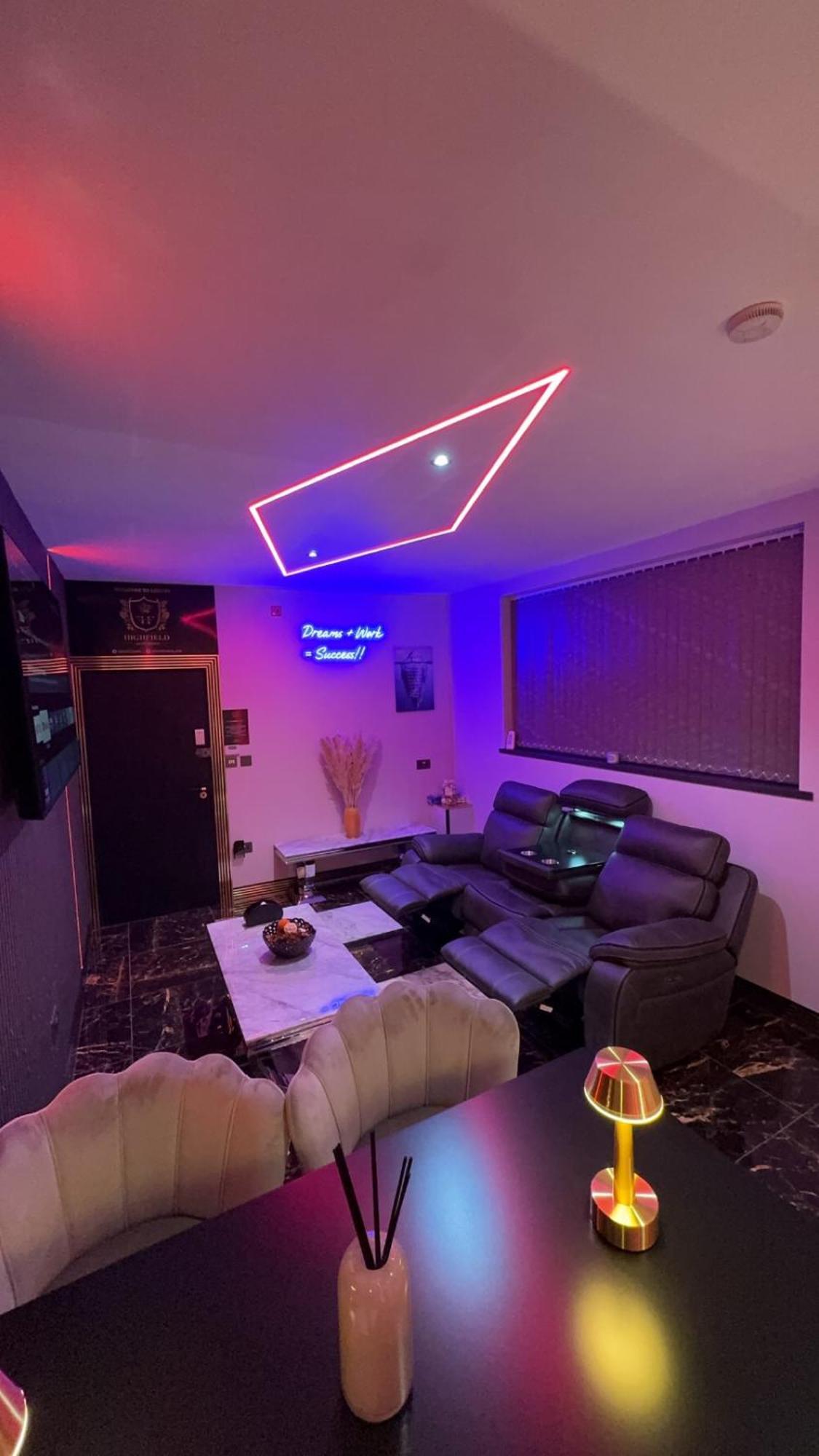 Highfield Private Spa Apartment Bradford  Zewnętrze zdjęcie