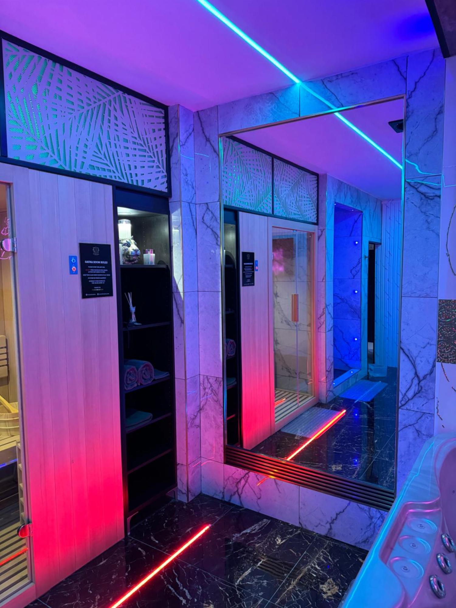 Highfield Private Spa Apartment Bradford  Zewnętrze zdjęcie
