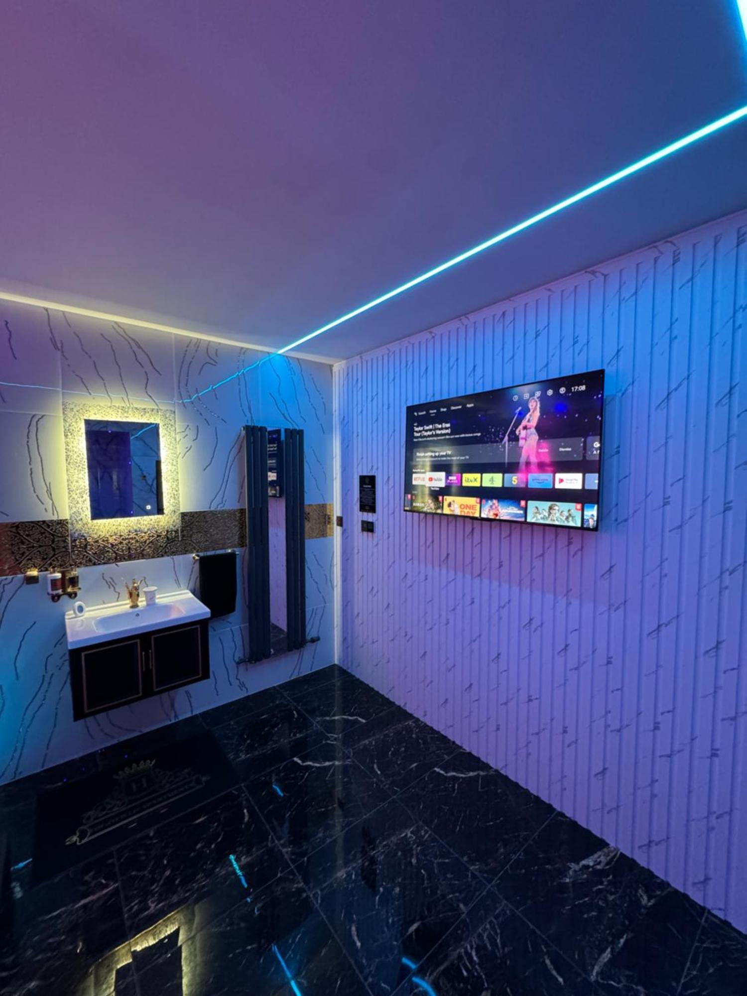 Highfield Private Spa Apartment Bradford  Zewnętrze zdjęcie
