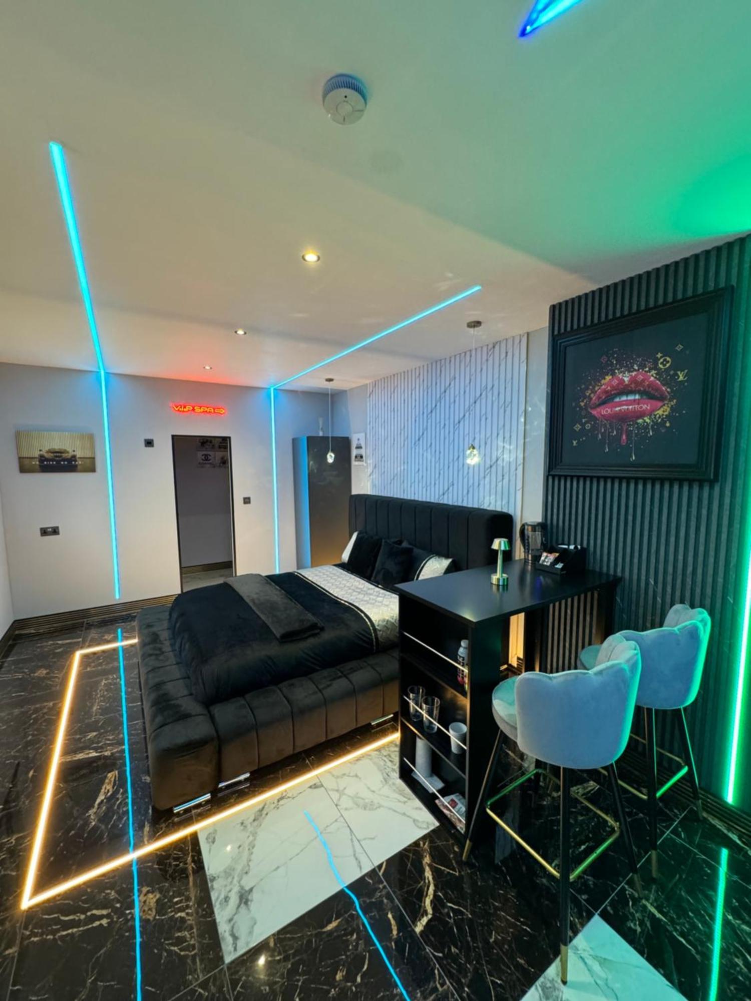 Highfield Private Spa Apartment Bradford  Zewnętrze zdjęcie