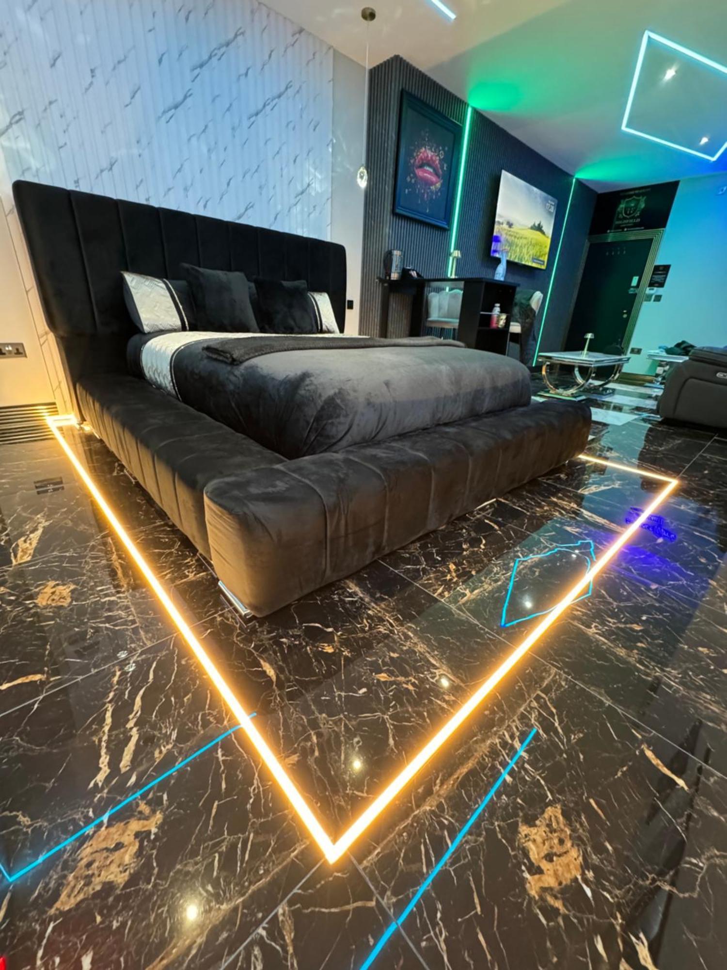 Highfield Private Spa Apartment Bradford  Zewnętrze zdjęcie